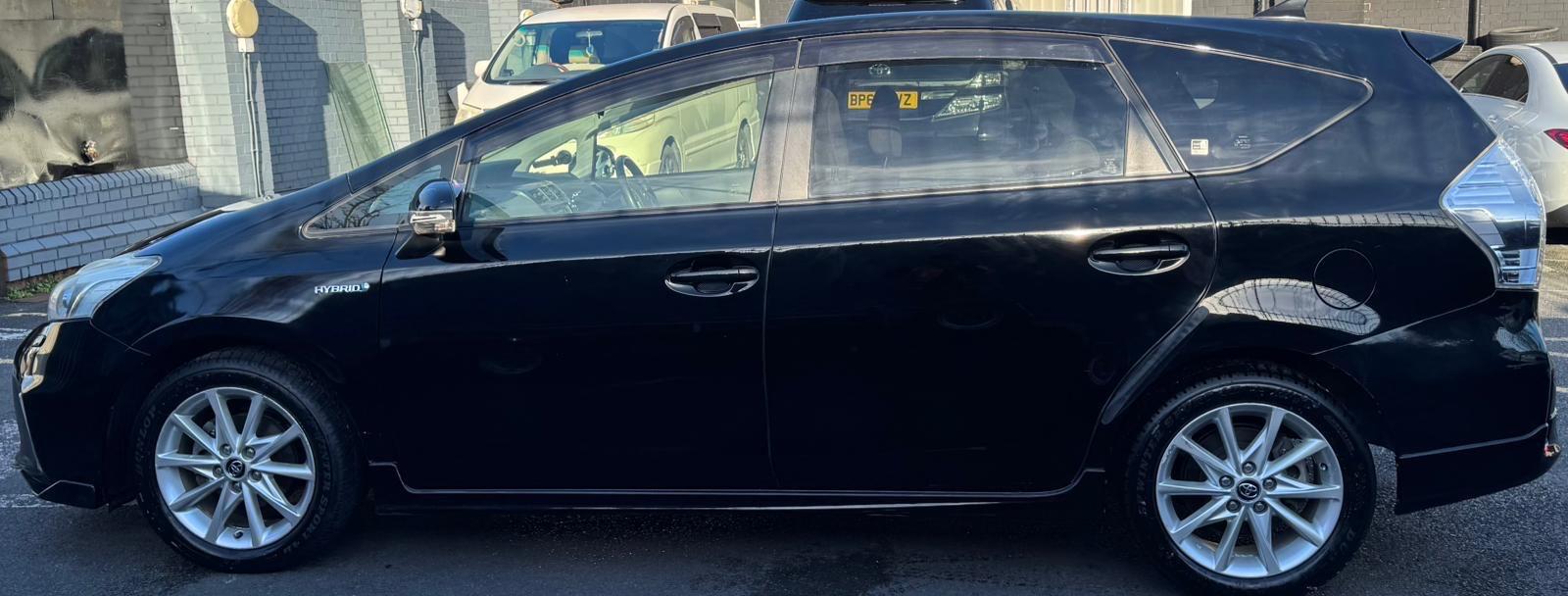 Toyota Prius - Plus Hybrid 1.8 VVhT 7 Seats Image